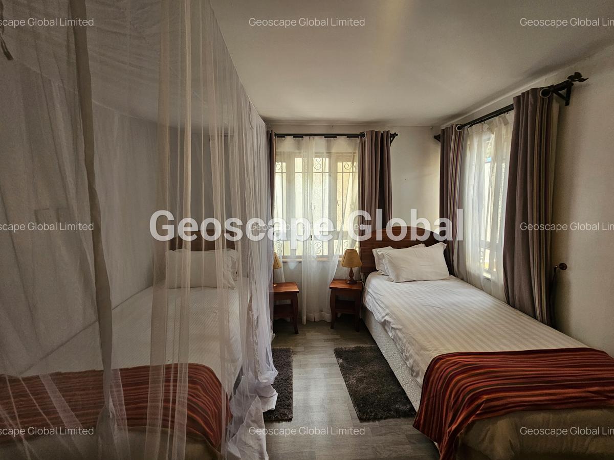 Furnished 2 Bed Apartment with En Suite in Runda - 8