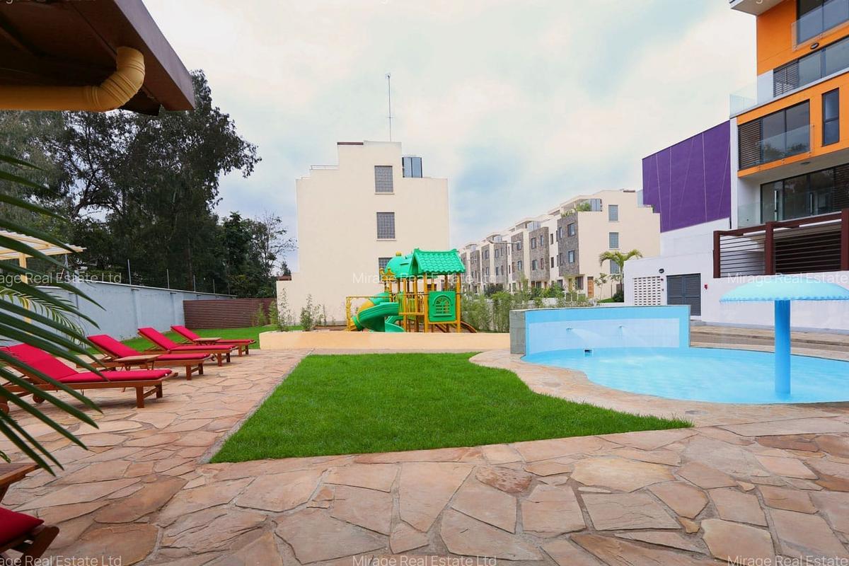 2 Bed Apartment with Swimming Pool in Garden Estate - 3