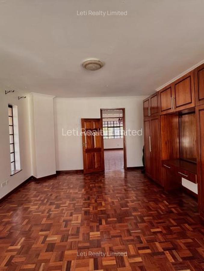 5 Bed Townhouse with En Suite in Kileleshwa - 3