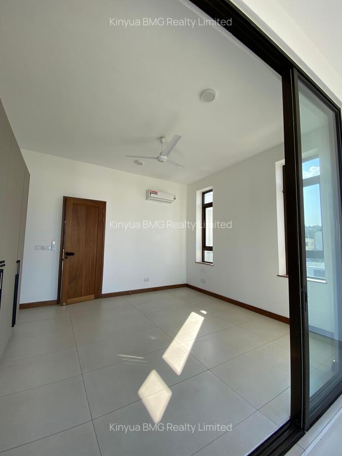 4 Bed Villa with En Suite in Nyali Area - 12