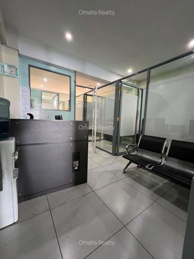 835 ft² Commercial Property with Service Charge Included in Westlands Area - 7