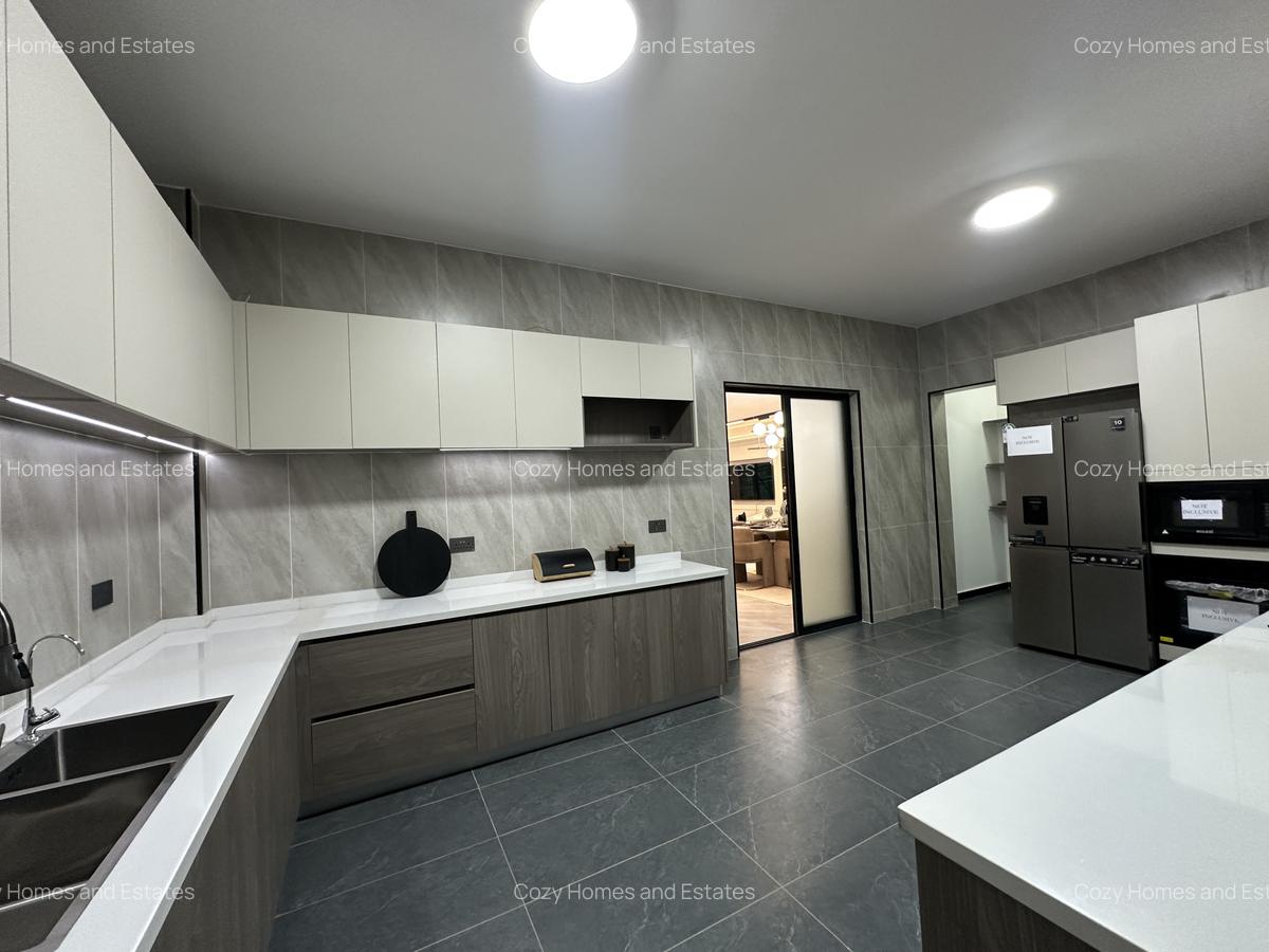 4 Bed Apartment with En Suite in Kileleshwa - 10