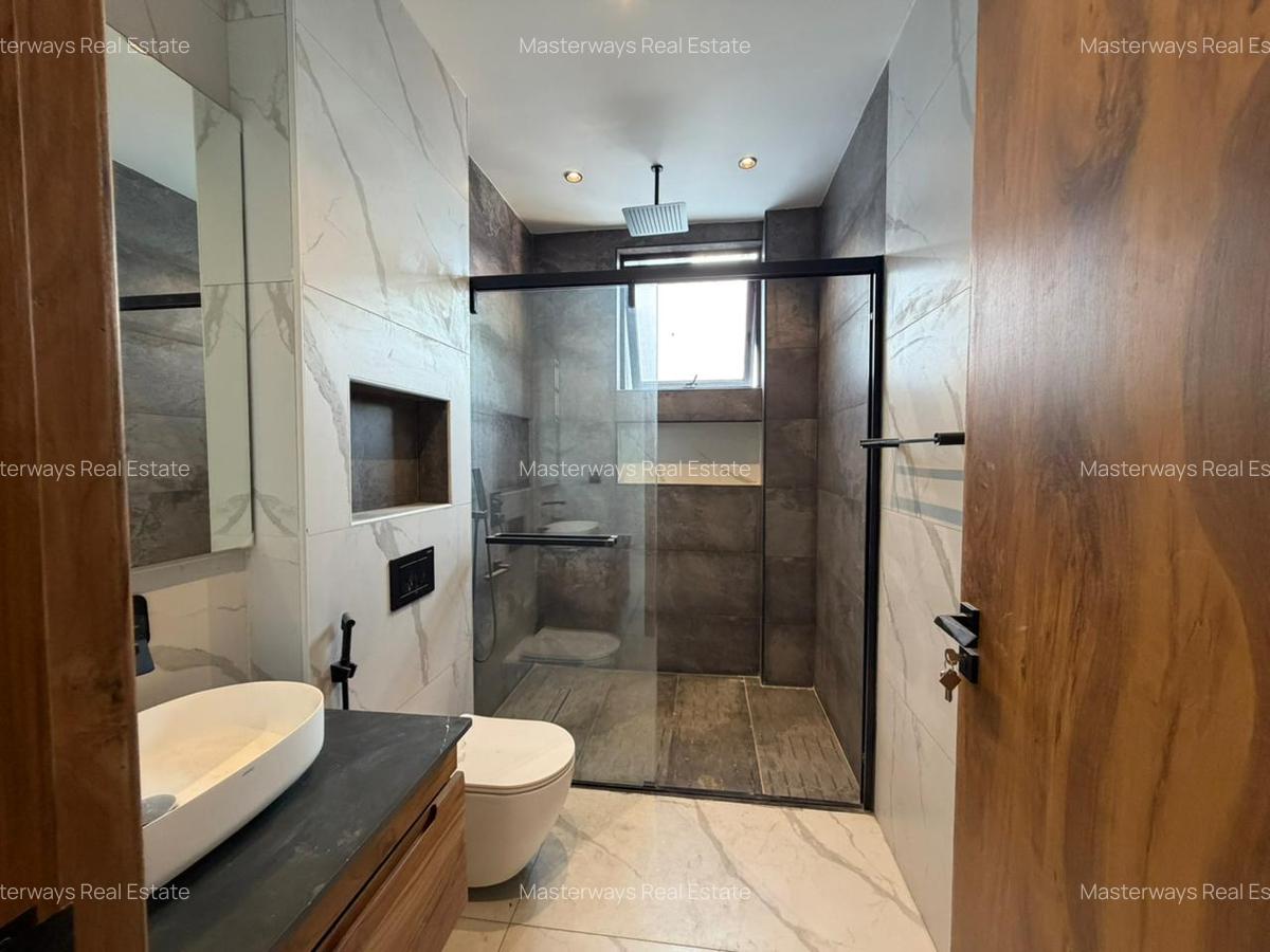 2 Bed Apartment with En Suite at Peponi Road - 7