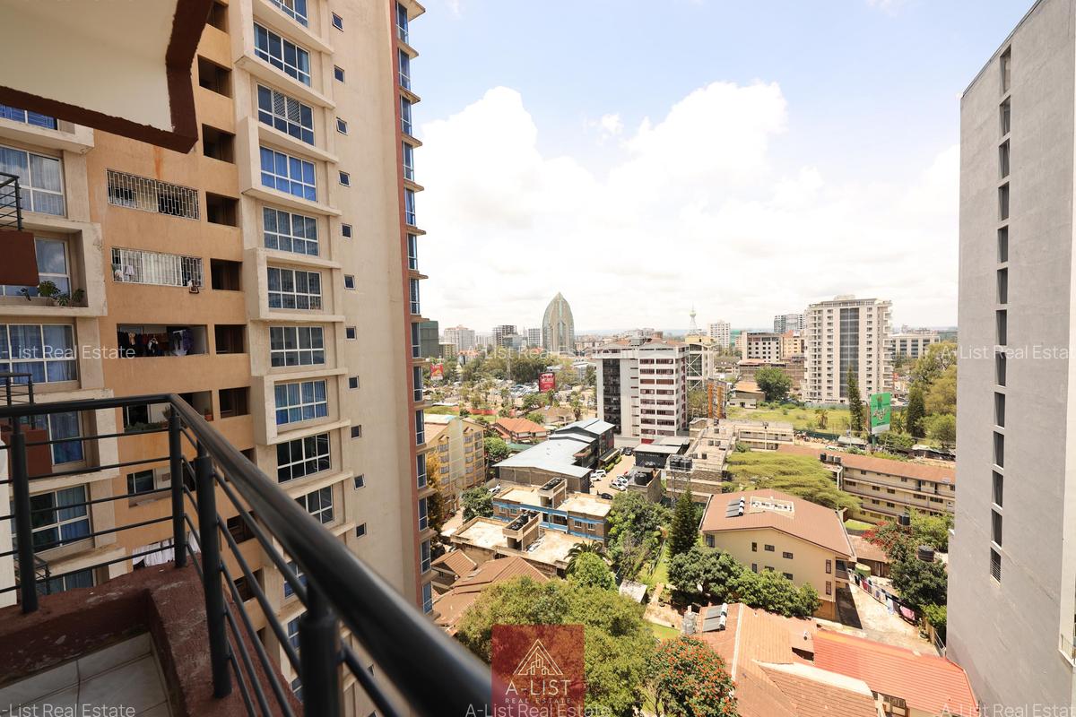 2 Bed Apartment with En Suite at Marcus Garvey Road - 12