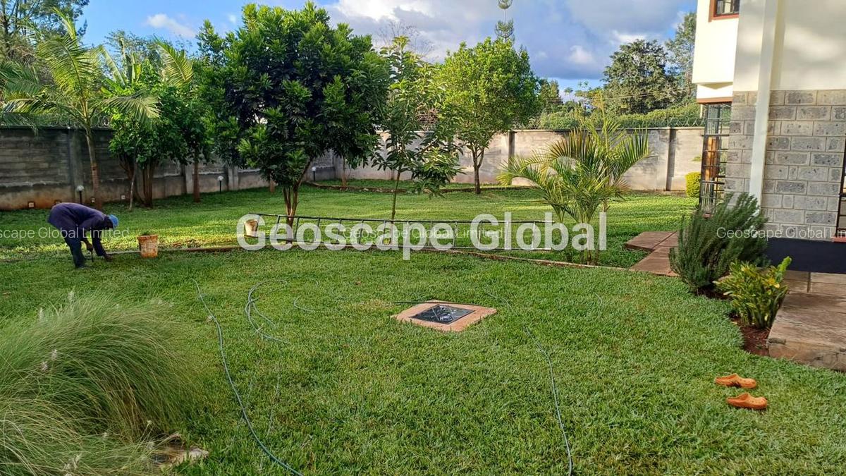 5 Bed House with En Suite in Runda - 10