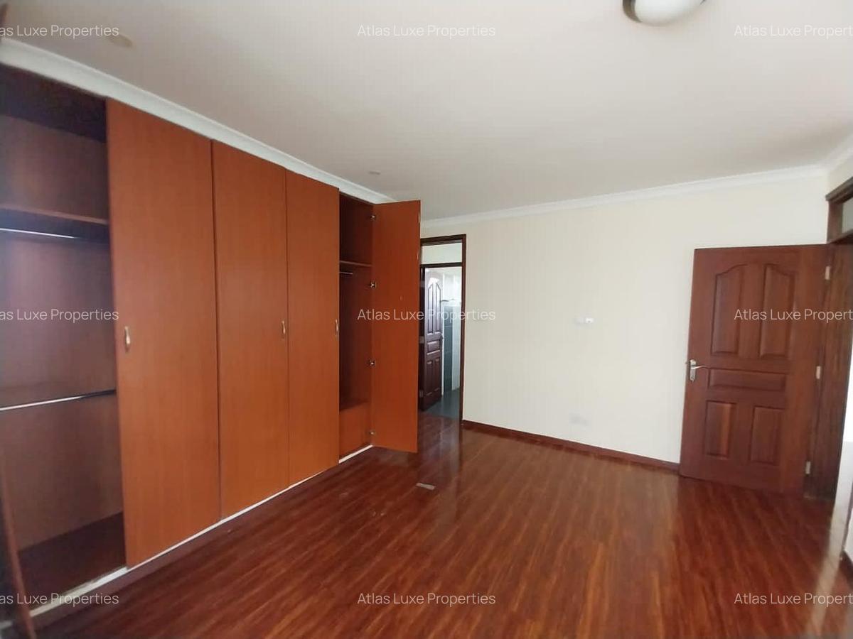4 Bed Townhouse with En Suite in Kiambu Road - 8