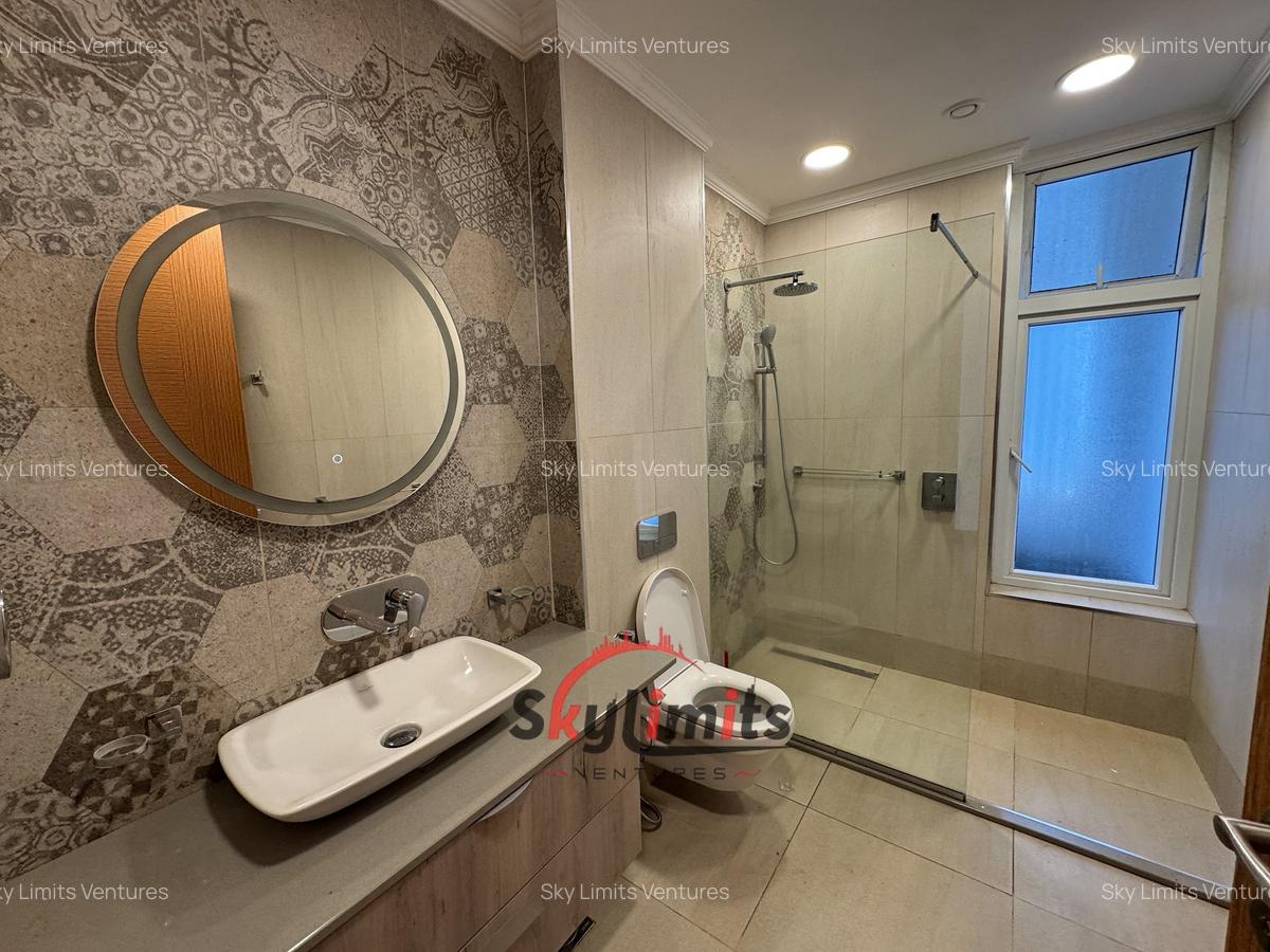 2 Bed Apartment with En Suite in Parklands - 8
