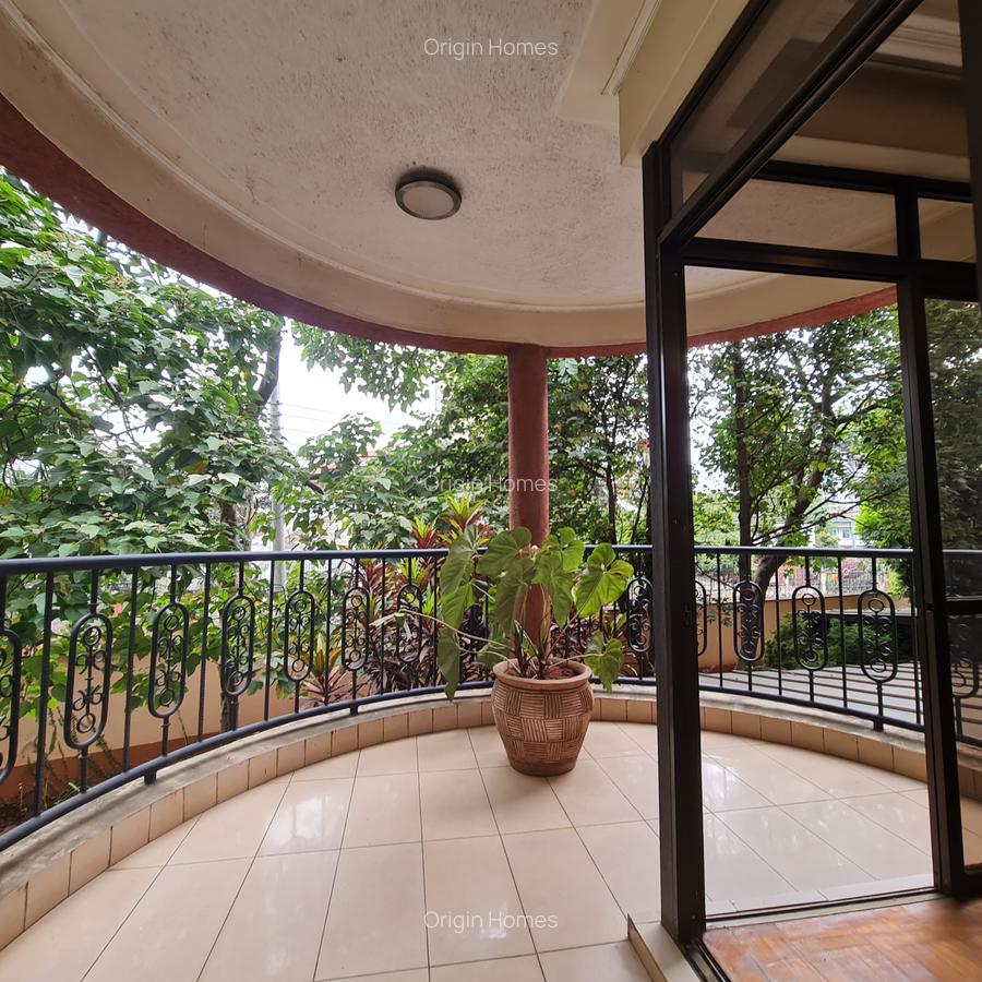 2 Bed Apartment with En Suite at State House Road - 10