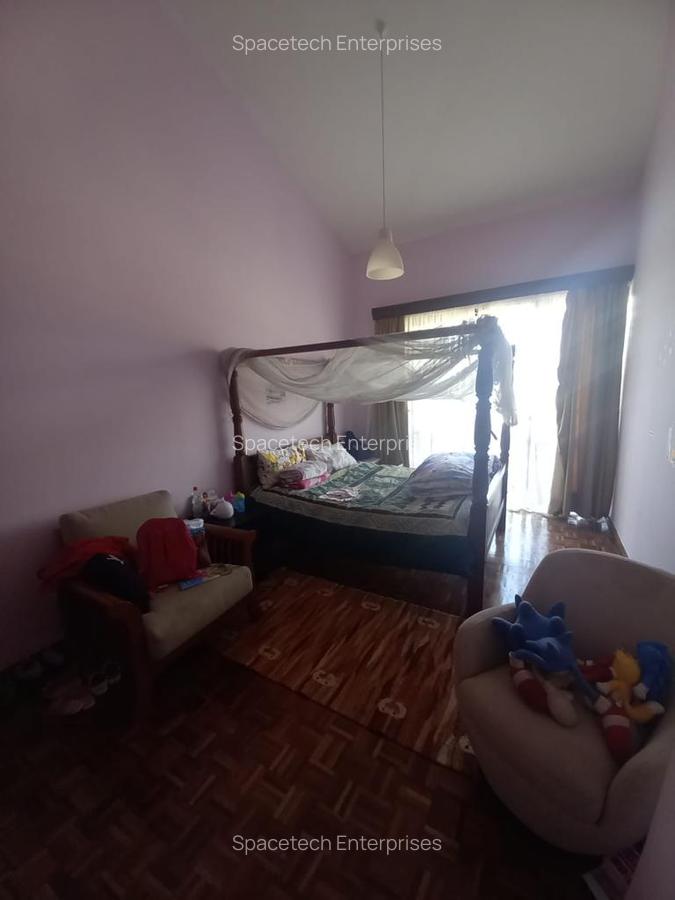 4 Bed Townhouse with En Suite in Spring Valley - 15
