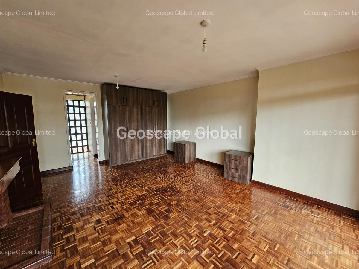 4 Bed House with En Suite in Kitisuru - 4