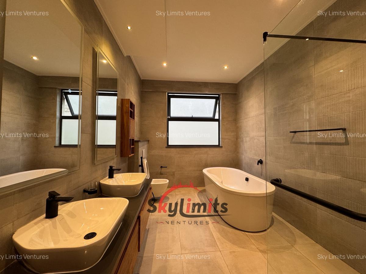 4 Bed Apartment with En Suite at Peponi Rd - 20