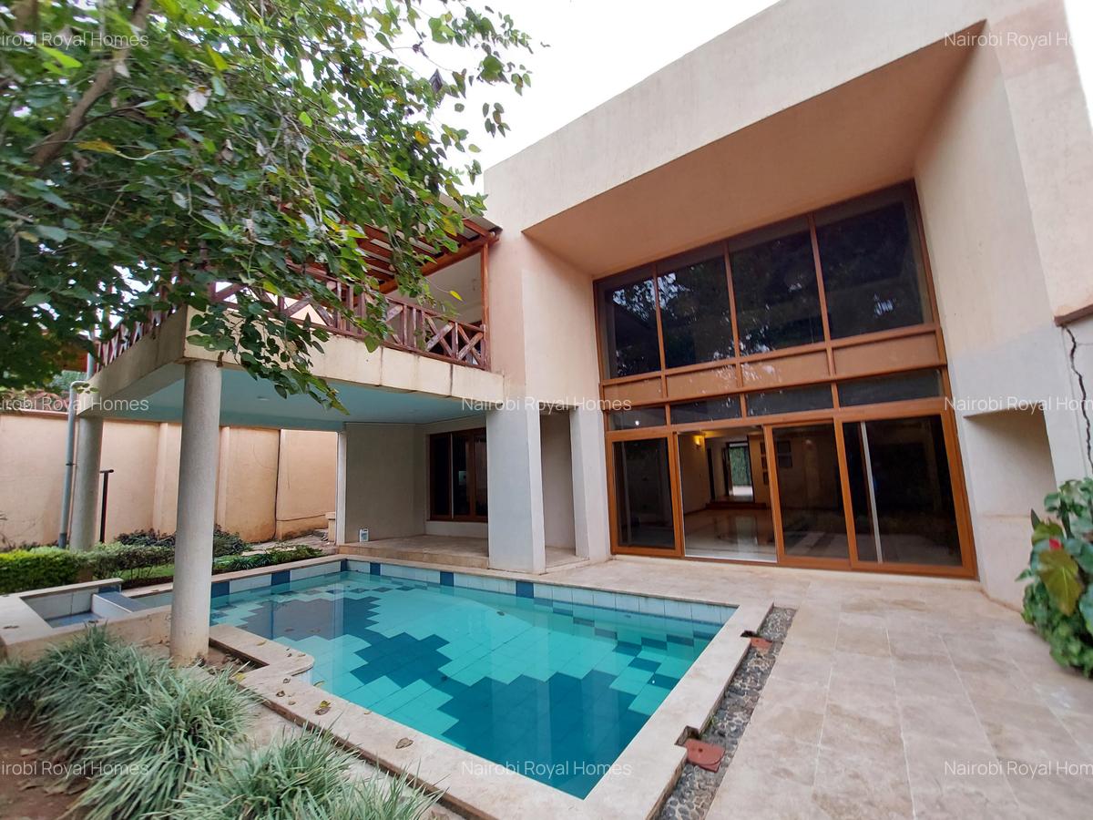 5 Bed Townhouse with En Suite at Lavington Convent Drive - 3