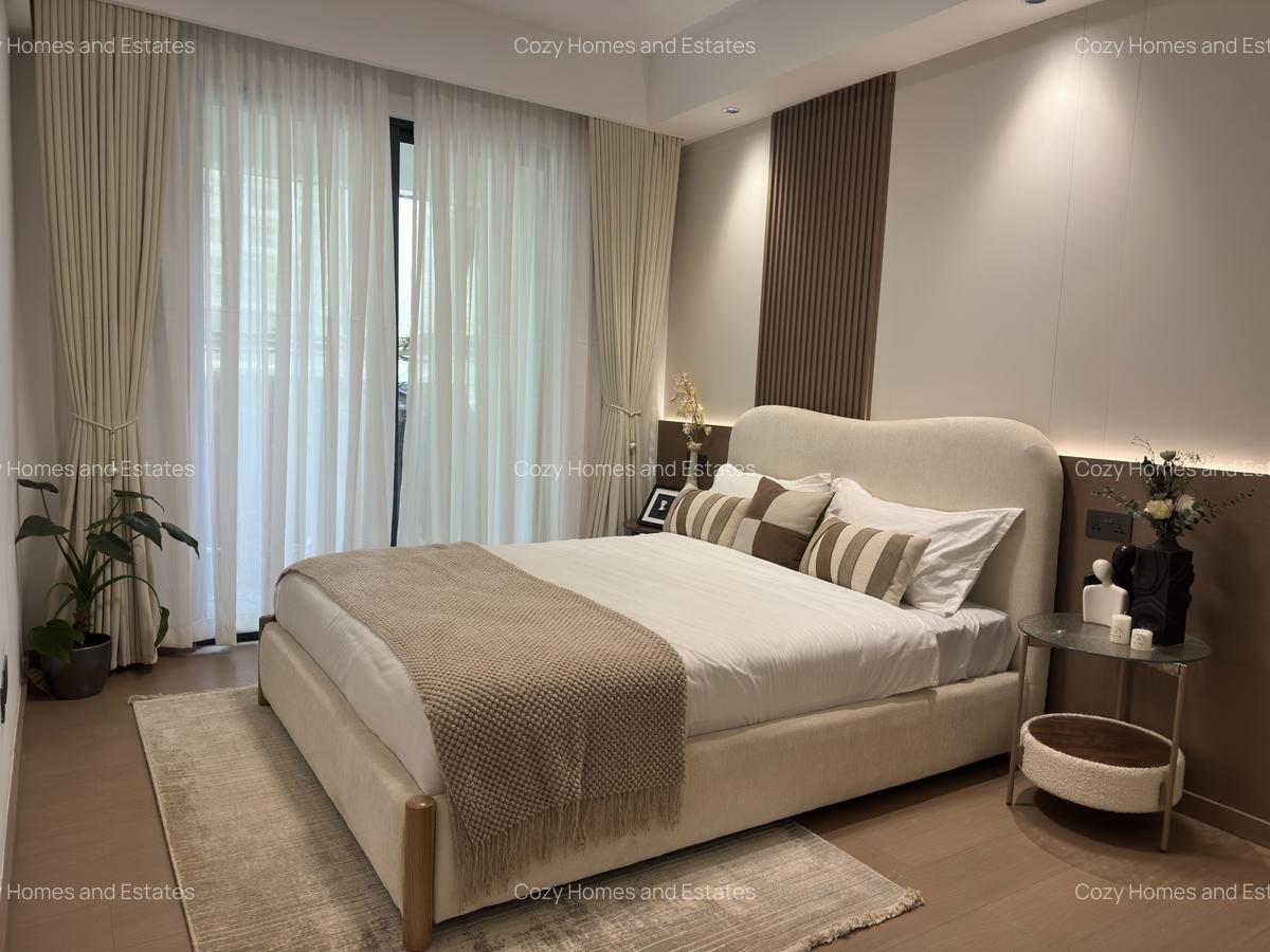 1 Bed Apartment with En Suite at Brookside - 5