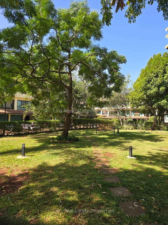 4 Bed Townhouse with En Suite in Westlands Area - 5