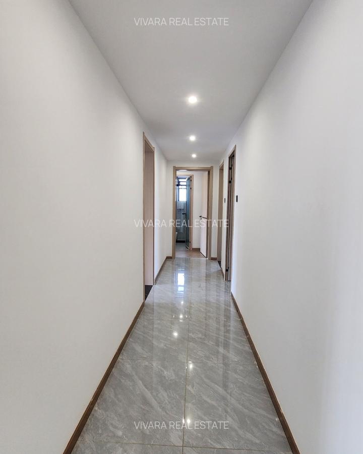 3 Bed Apartment with En Suite in Riverside - 8