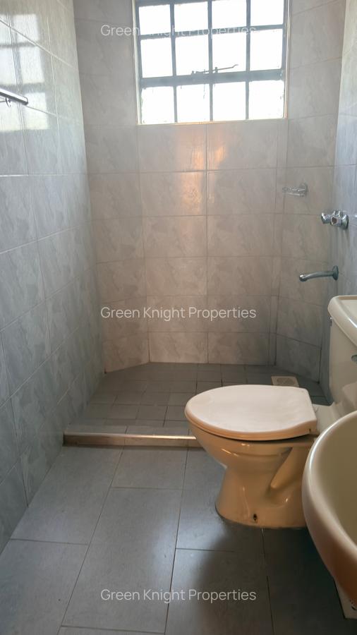 Serviced 3 Bed Apartment with En Suite in Kilimani - 7