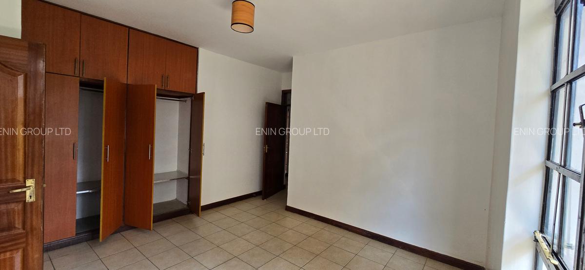 3 Bed Apartment with En Suite in Lavington - 5