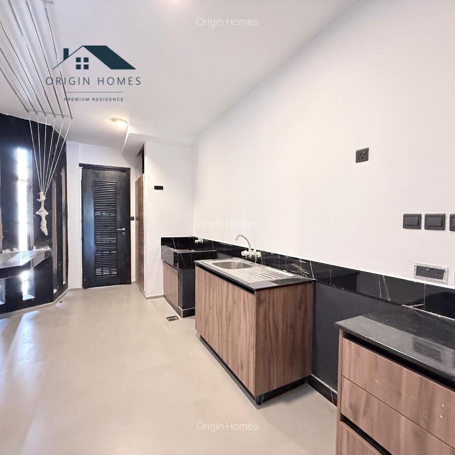 3 Bed Apartment with En Suite at Peponi Road - 7