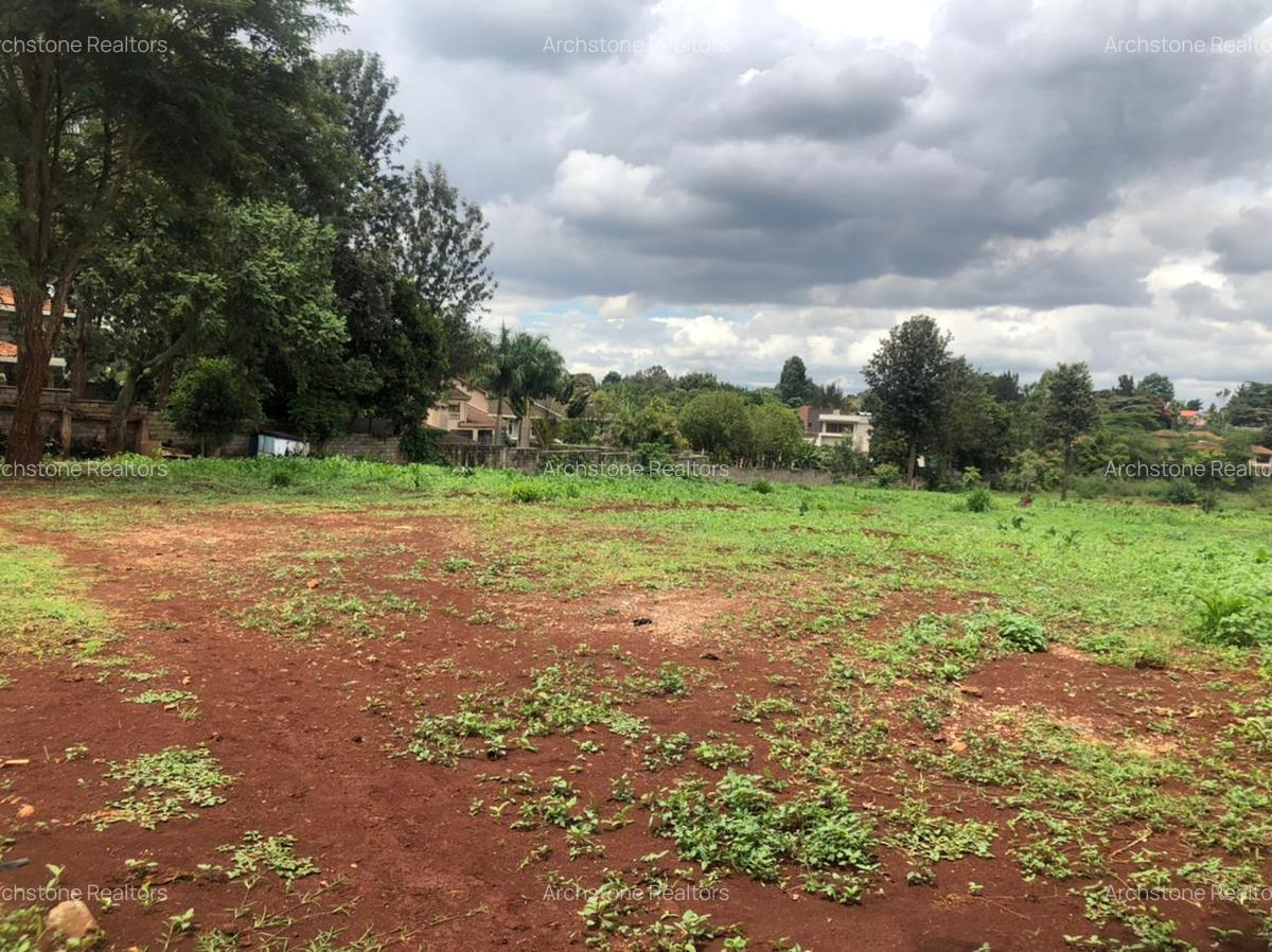 Land in Runda - 4