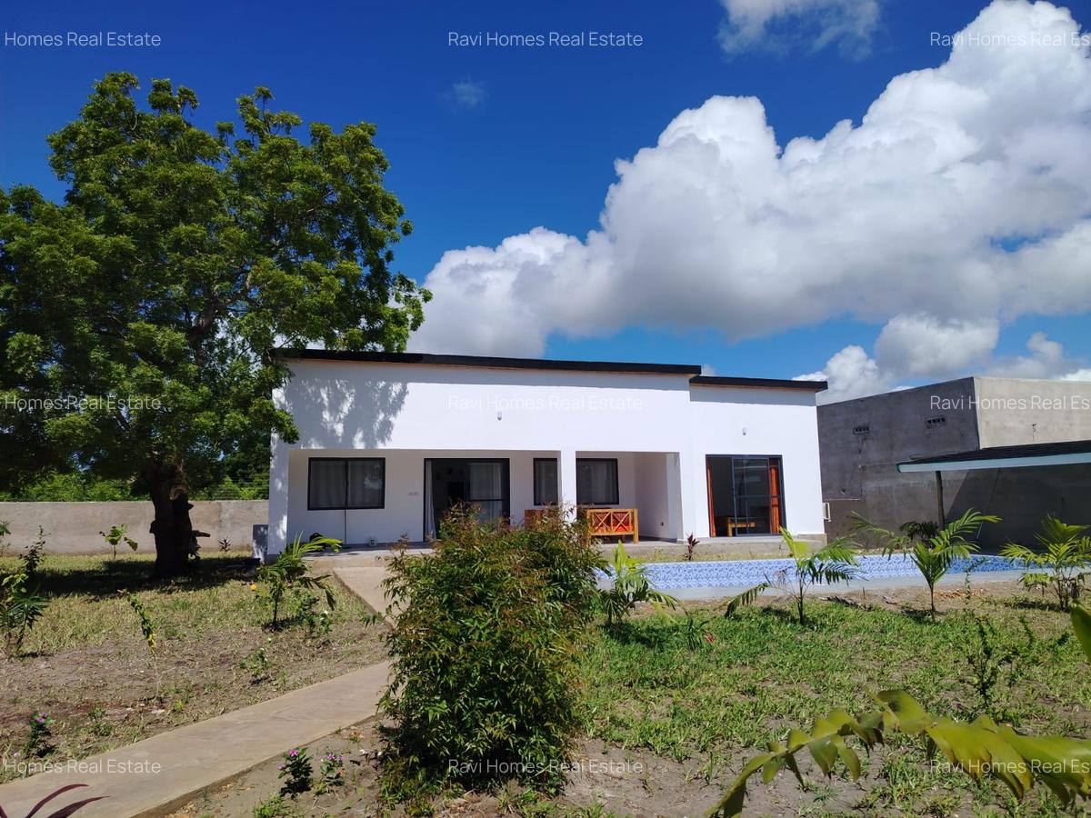 3 Bed Villa with En Suite in Diani - 11