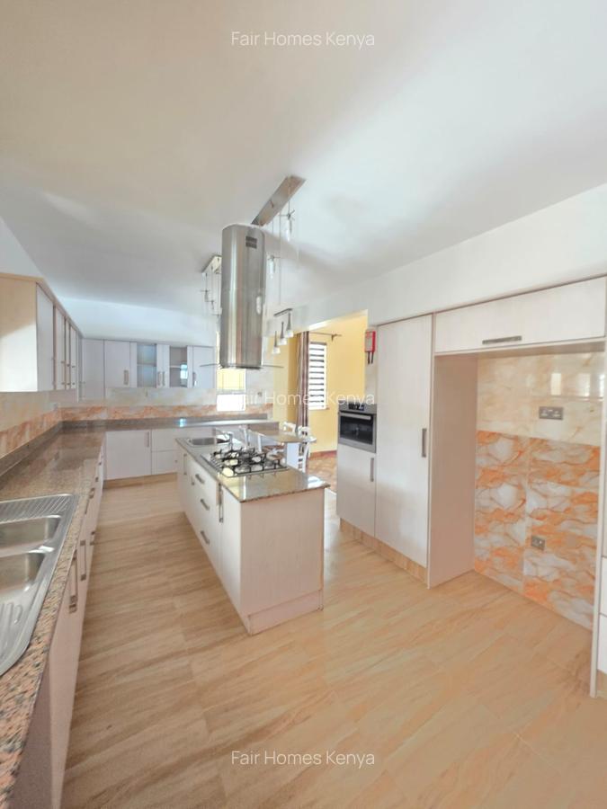 4 Bed Townhouse with En Suite at Kaputei Gardens - 5