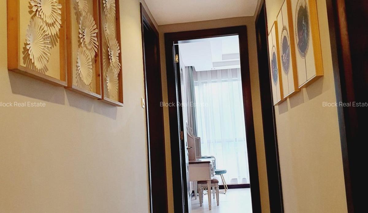 3 Bed Apartment with En Suite in Riverside - 4
