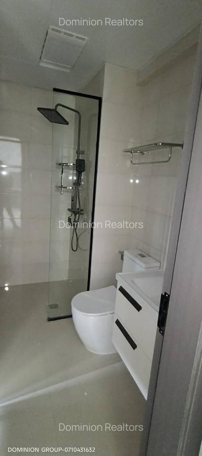 1 Bed Apartment with En Suite in Parklands - 3