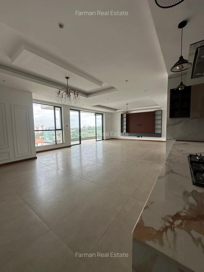 3 Bed Apartment with En Suite in Riverside - 7