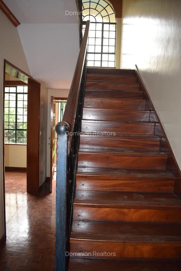 4 Bed Townhouse with En Suite at Brookside Gardens - 5