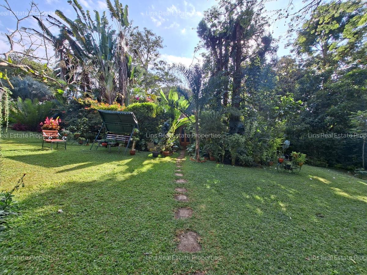 1 Bed House with En Suite in Rosslyn - 4