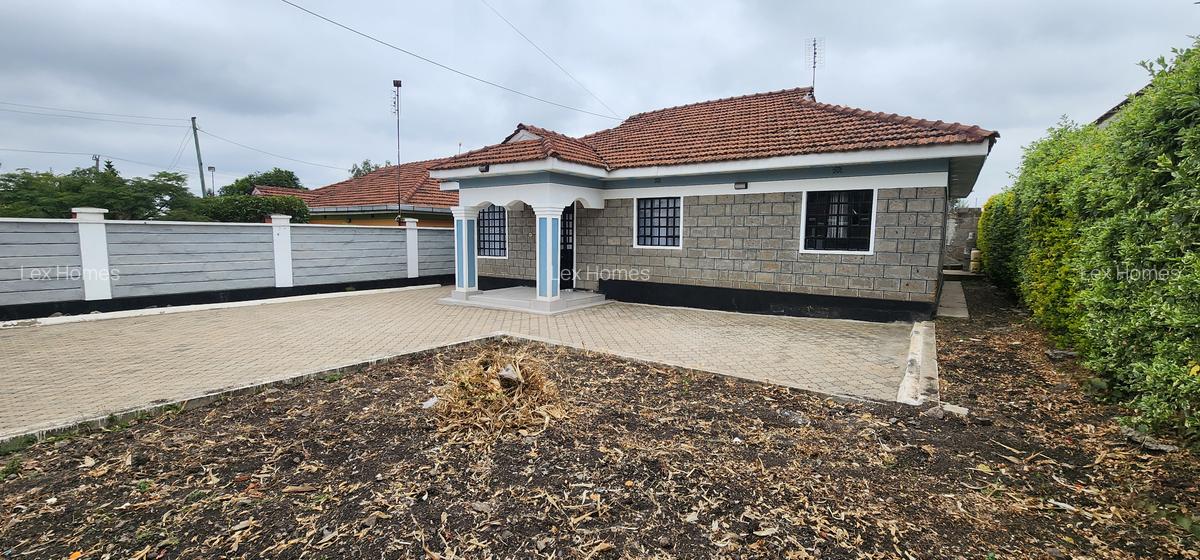 3 Bed House with En Suite at Rimpa - 4