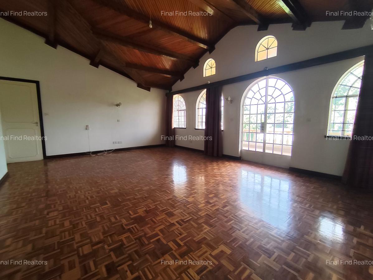 5 Bed House with En Suite in Loresho - 8