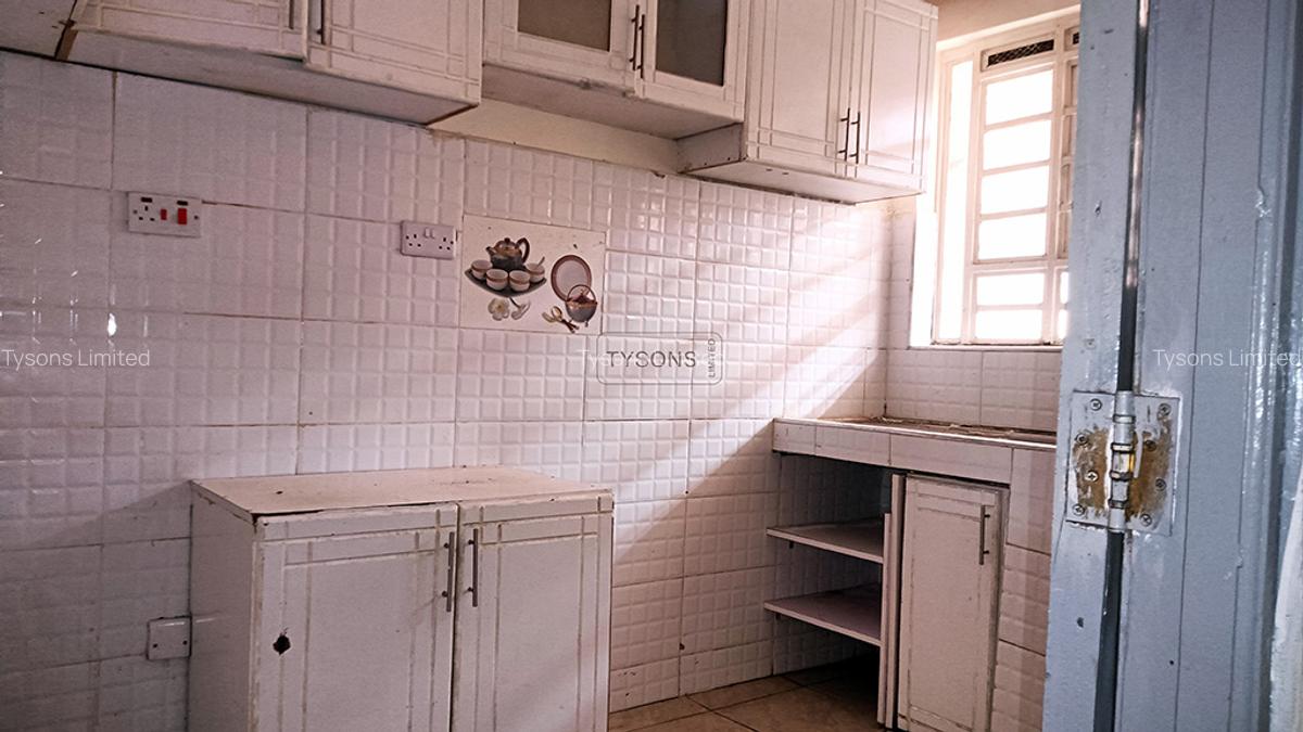 3 Bed Apartment with En Suite in Utawala - 4