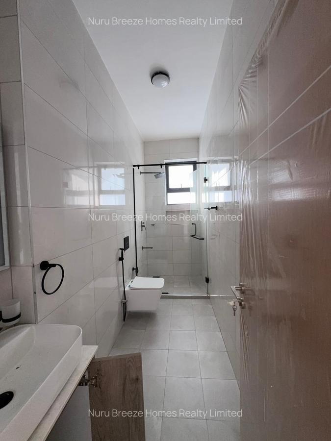 2 Bed Apartment with En Suite in Brookside - 19