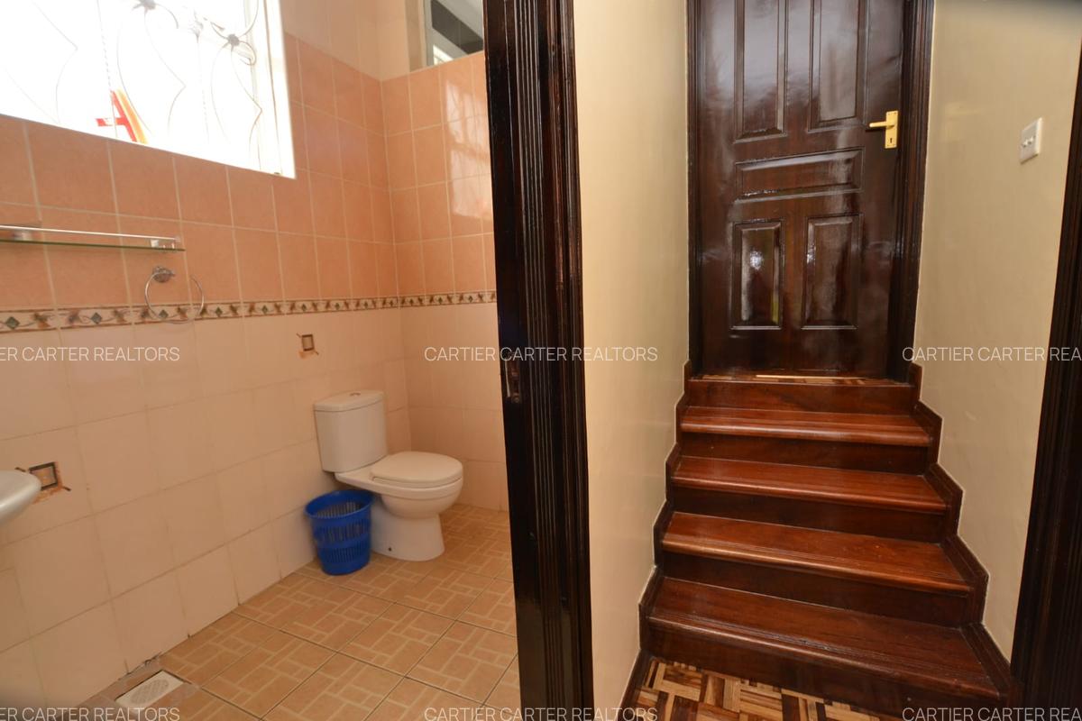 Serviced 2 Bed Apartment with En Suite in Lavington - 3