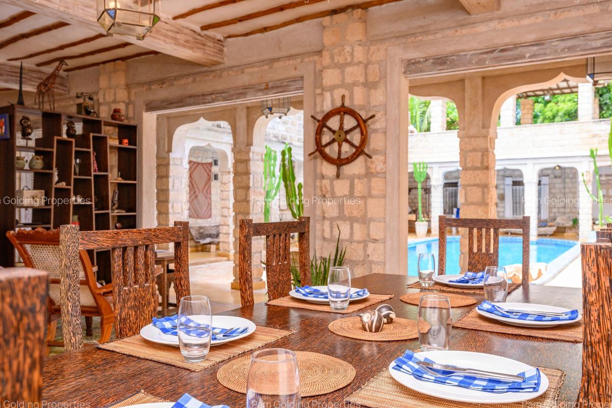 4 Bed Villa at Bofa - 13