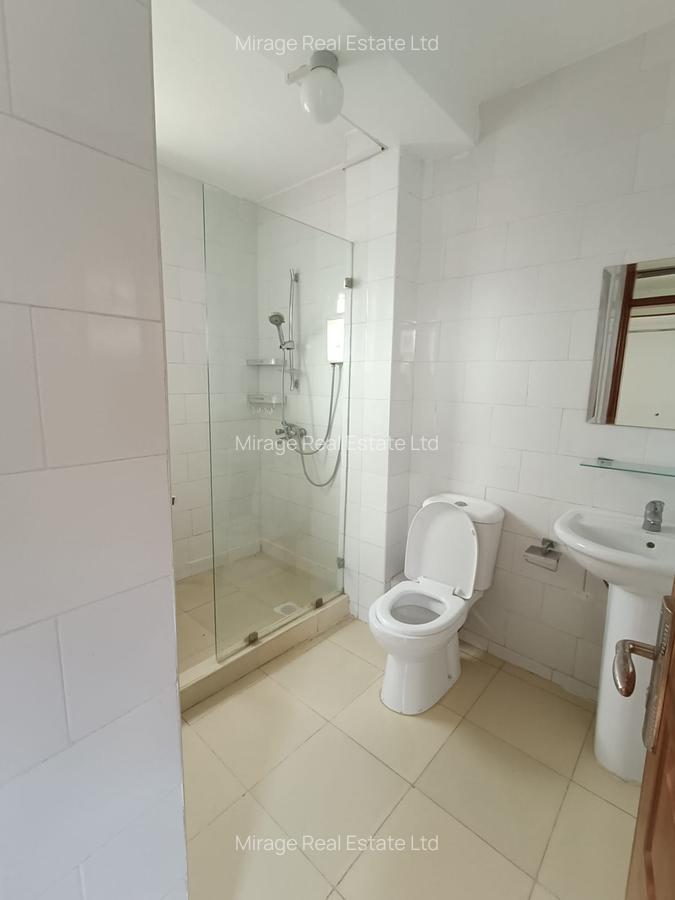 4 Bed Apartment with Swimming Pool in Kilimani - 4