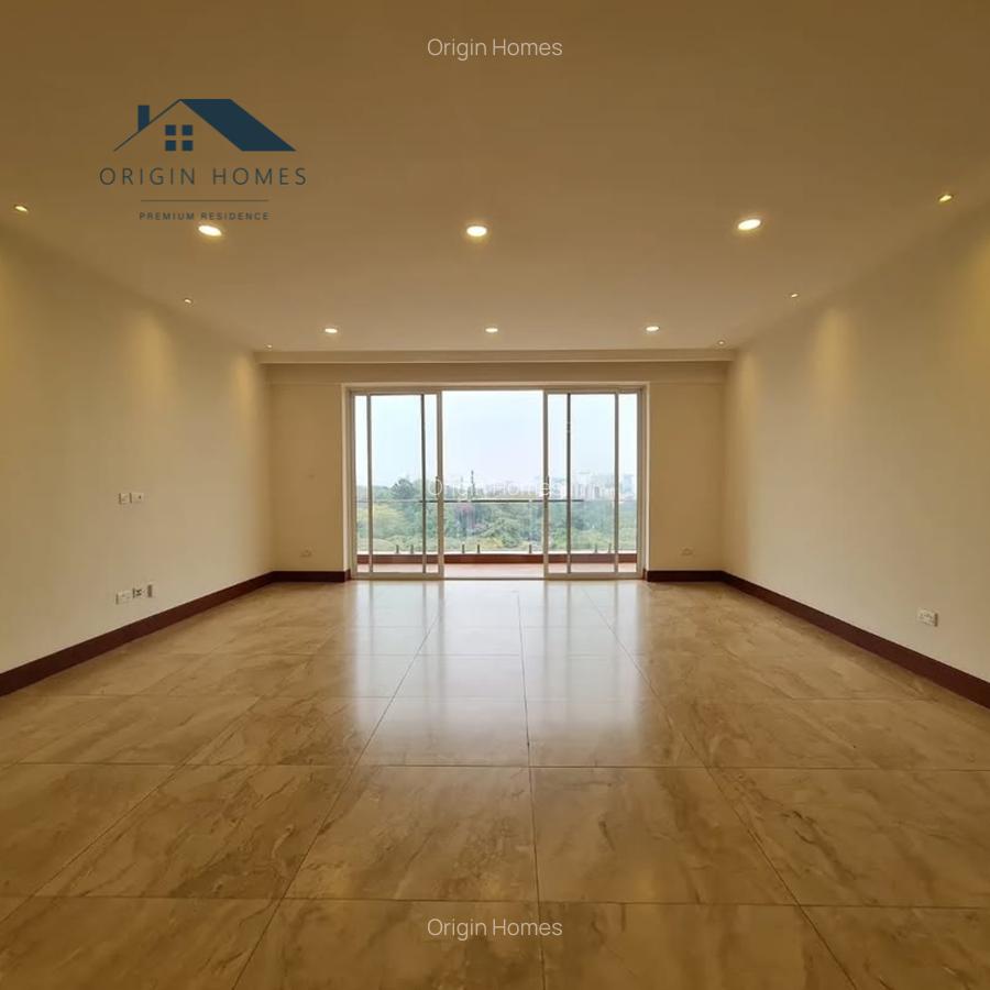 3 Bed Apartment with En Suite at Parklands - 12