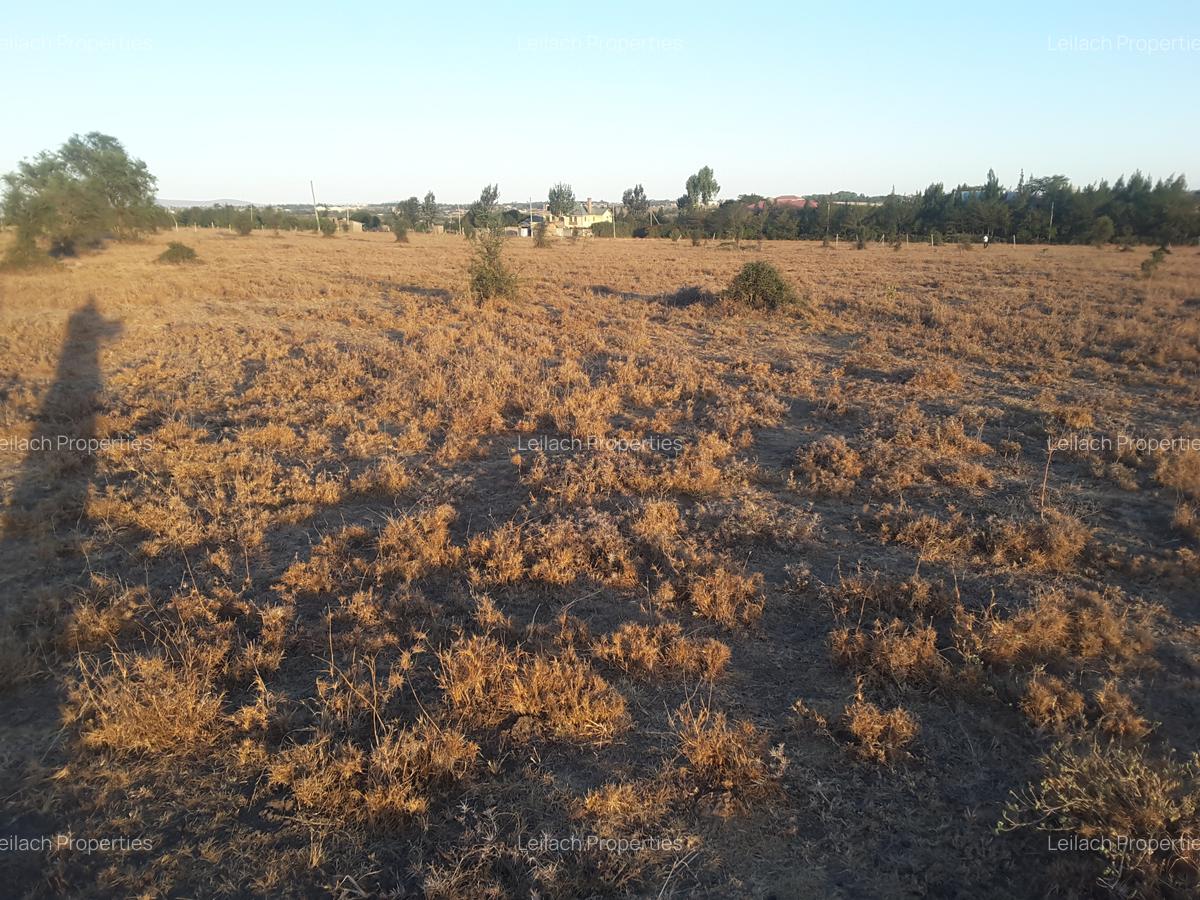Land in Kitengela - 13