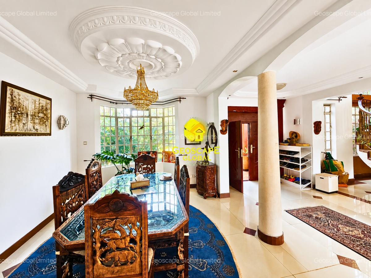 5 Bed House with En Suite in Nyari - 3