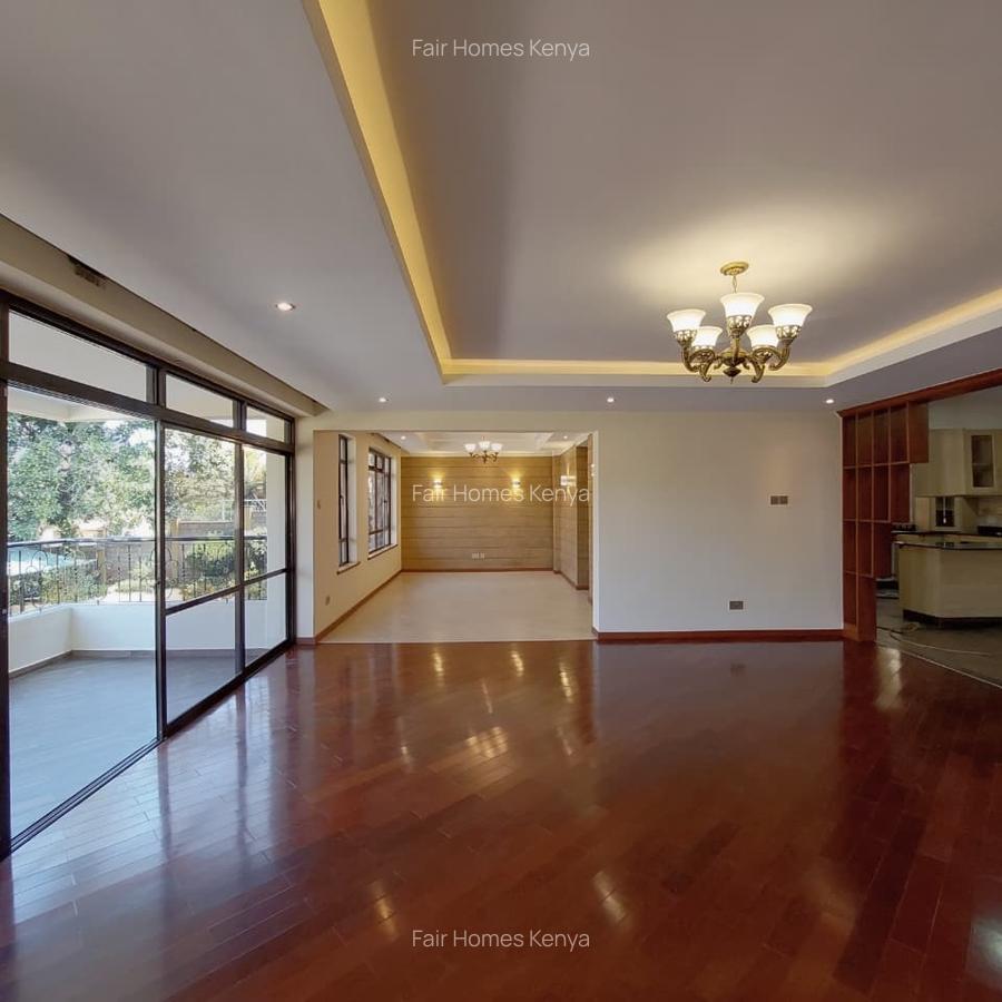 5 Bed Townhouse with En Suite at Convent Drive - 4