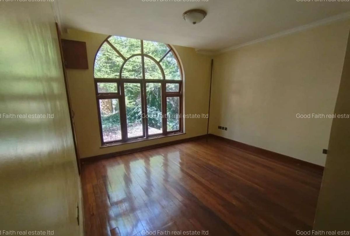 5 Bed House with En Suite in Karen - 7