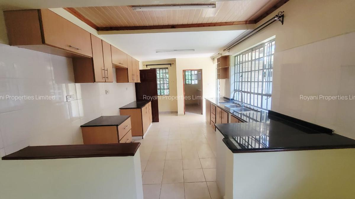 4 Bed House with En Suite in Kiambu Road - 7