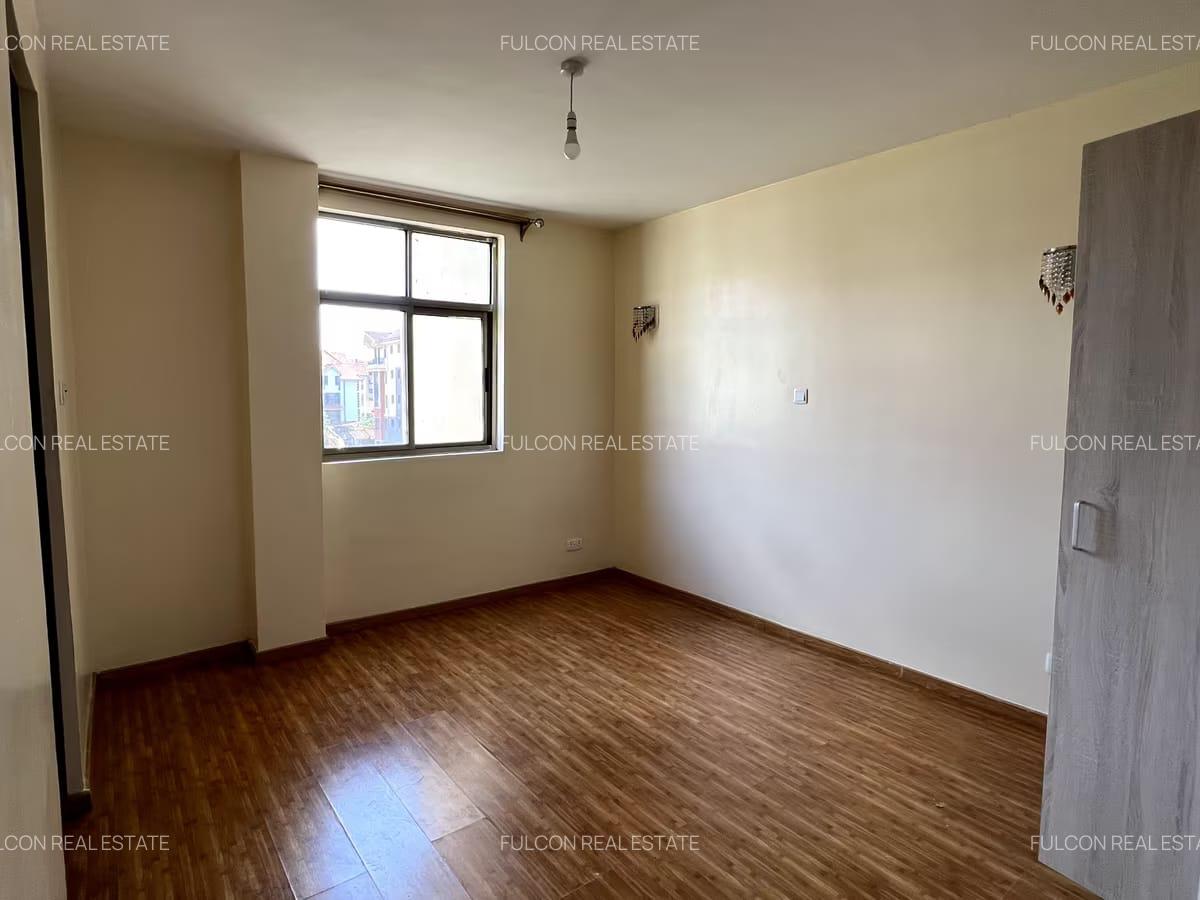 3 Bed Apartment with En Suite in Lavington - 17