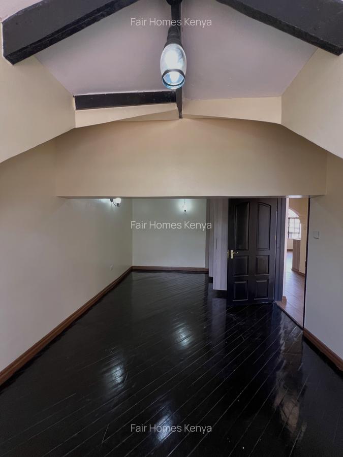 5 Bed Townhouse with En Suite at Convent Drive - 15
