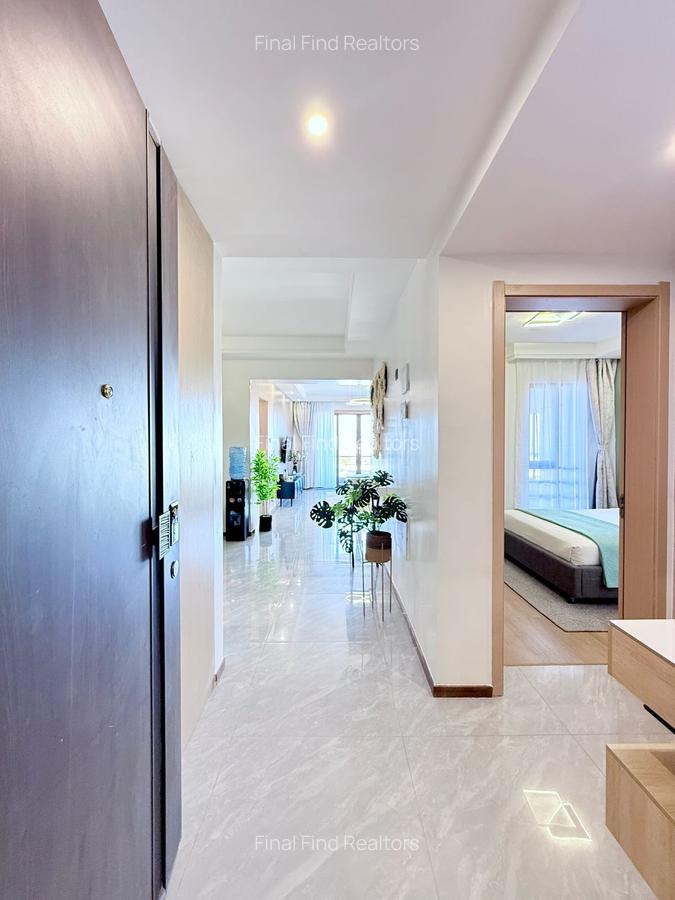 Serviced 2 Bed Apartment with En Suite in Riverside - 13