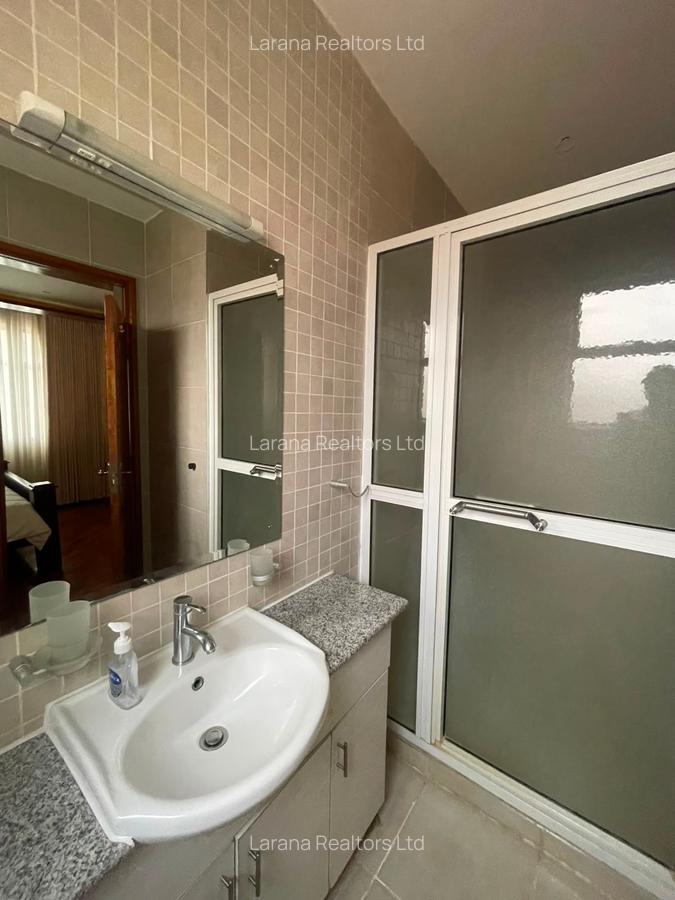 Furnished 2 Bed Apartment with En Suite at Dennis Pritt Rd - 9