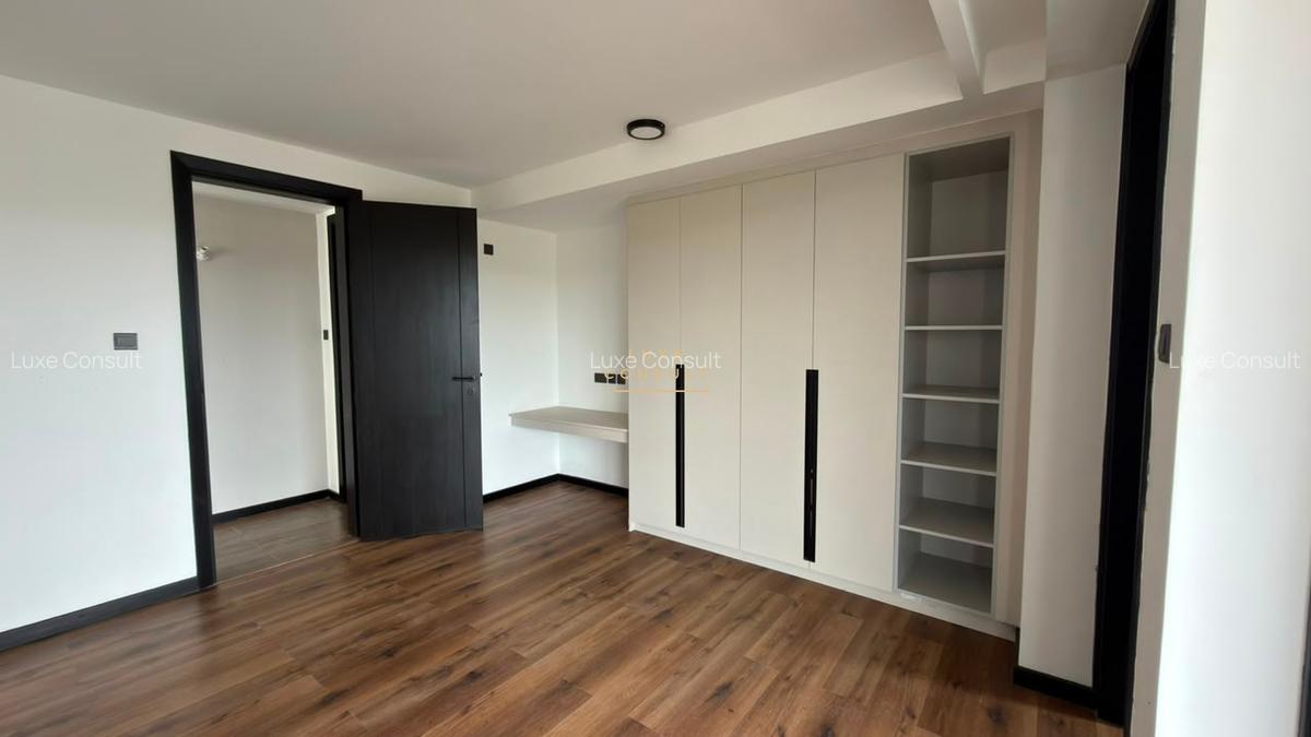 3 Bed Apartment with Swimming Pool in General Mathenge - 8