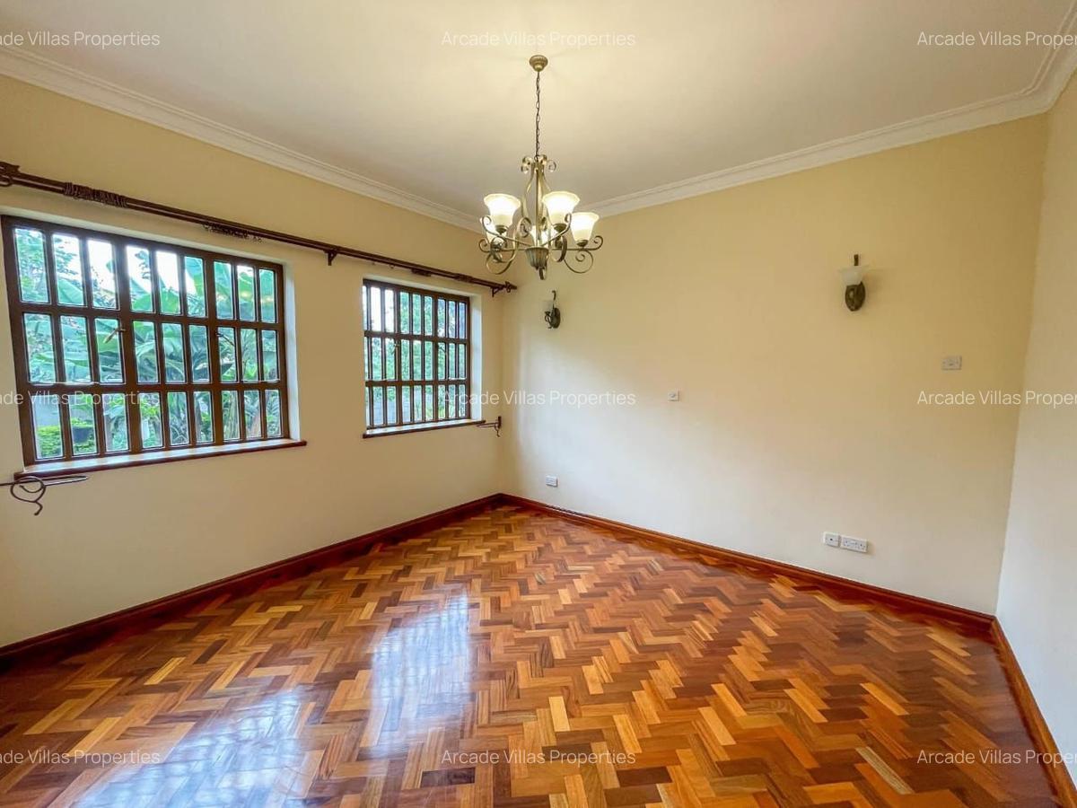 5 Bed Villa with En Suite in Thigiri - 16