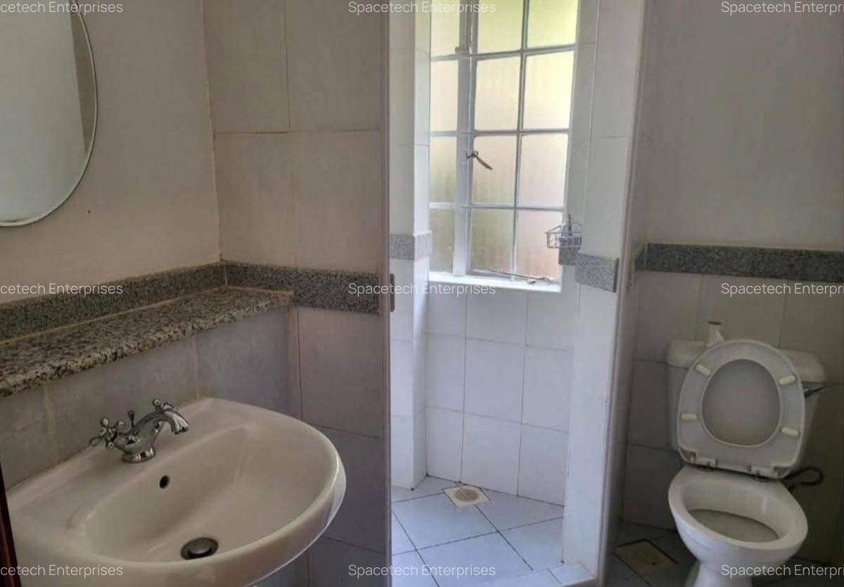 5 Bed Townhouse with En Suite in Rosslyn - 11